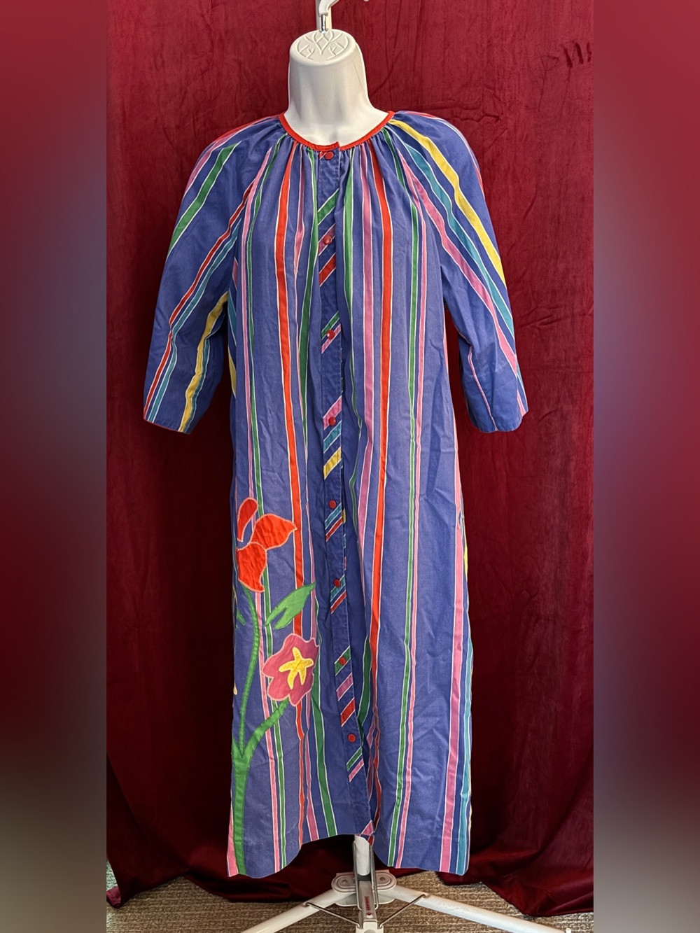 Women’s Blue Striped Floral Button-Front Robe